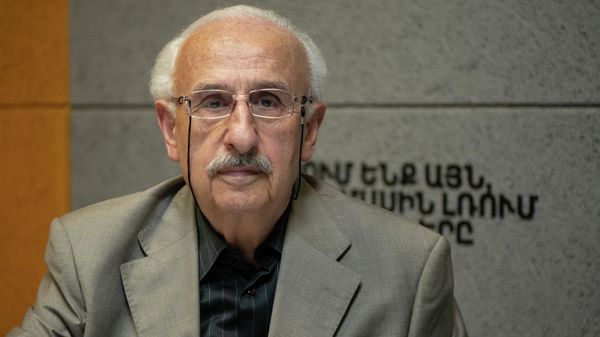 Спортивный комментатор Сурен Багдасарян в гостях радио Sputnik - Sputnik Армения