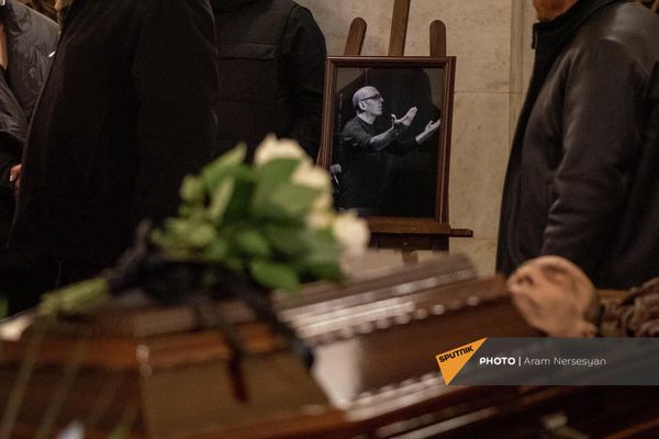 Гражданская панихида по композитору Артуру Григоряну  - Sputnik Армения