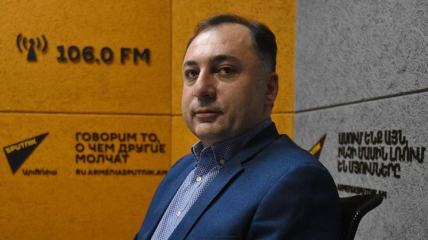 Ատոմ Մխիթարյան. «ԲՈՒՀ–երում մասնագիտությունների պետպատվերի բաշխումը պետք է բխի տնտեսության պահանջներից» - Sputnik Արմենիա