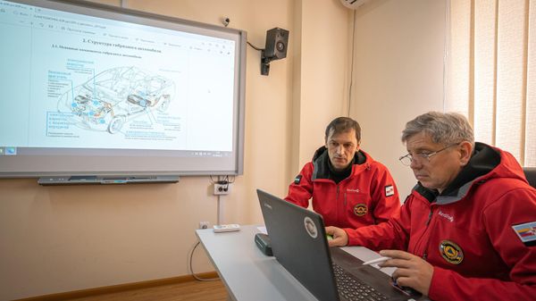 Российско-Армянский центр гуманитарного реагирования расширяет географию проведения учебных программ со специалистами спасательной службы МЧС Армении с целью охвата отдаленных подразделений - Sputnik Армения