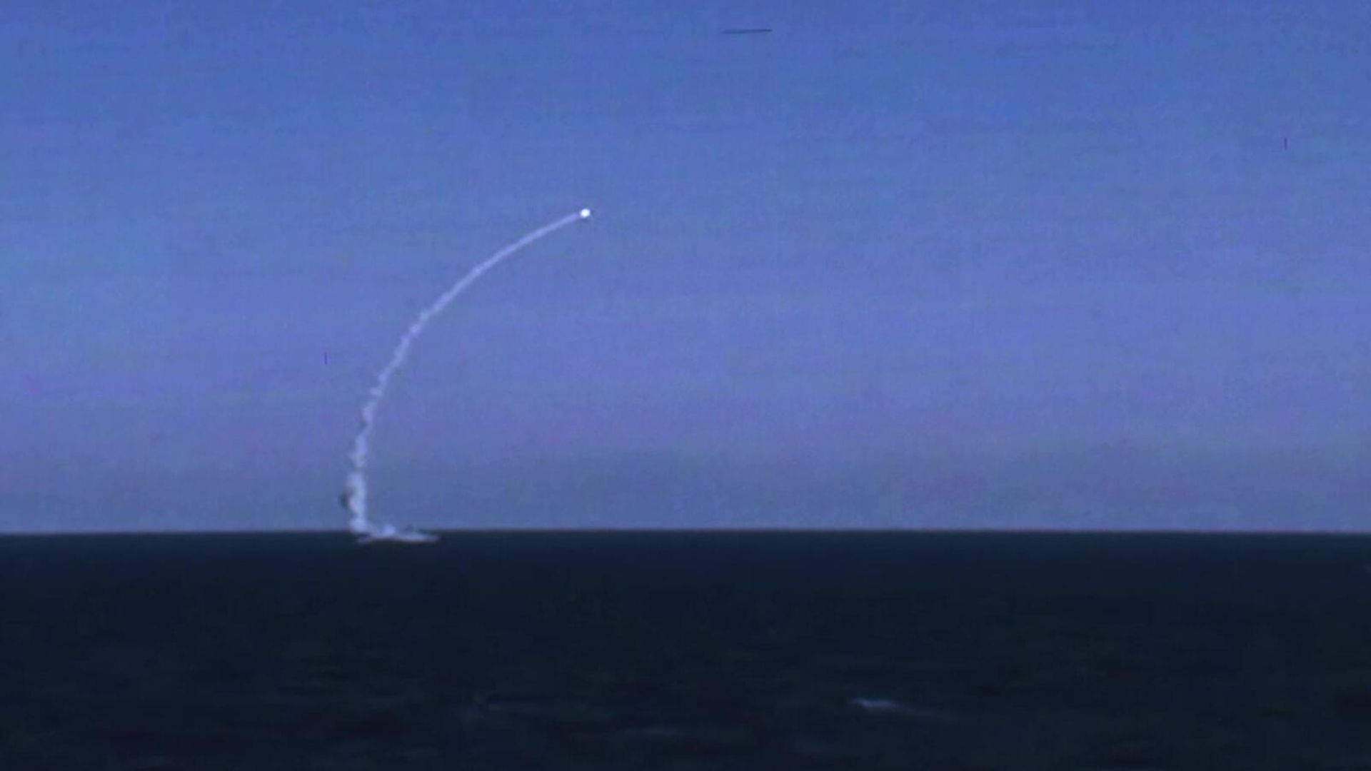 Пуск крылатой ракеты Калибр с малого ракетного корабля Грайворон в рамках учений сил стратегического сдерживания Гром-2022 Минобороны РФ Пуск крылатой ракеты Калибр с малого ракетного корабля Грайворон в рамках учений сил стратегического сдерживания Гром-2022 Минобороны РФ - Sputnik Армения, 1920, 21.02.2022