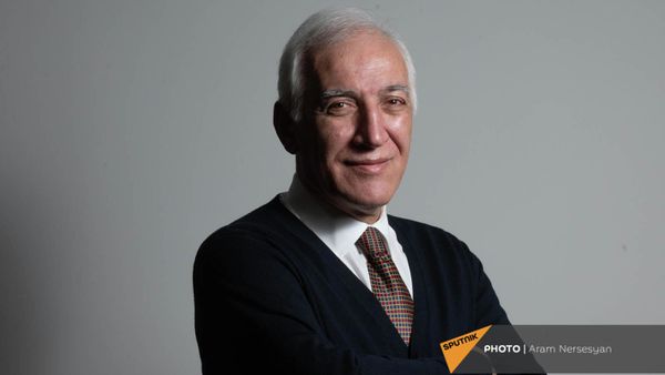 Բարձր տեխնոլոգիական արդյունաբերության նախարար Վահագն Խաչատուրյան - Sputnik Արմենիա