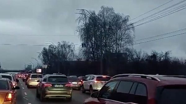 В направлении выезда из Киева образовались пробки - Sputnik Армения