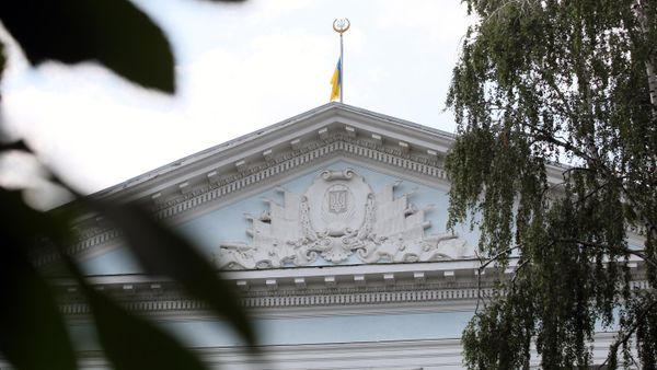 Флаг Украины на здании министерства обороны - Sputnik Армения