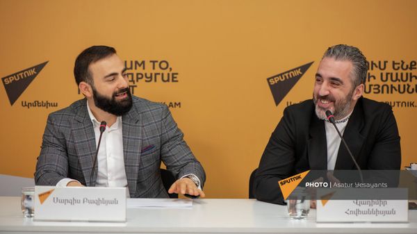 Գրեփլինգի ֆեդերացիայի նախագահի և գլխավոր քարտուղարի մամուլի ասուլիսը (24 փոտրվարի, 2022թ). Երևան - Sputnik Արմենիա