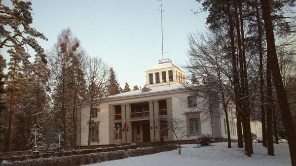 Правительственная охотничья дача Вискули, где были подписаны соглашения, положившие конец СССР - Sputnik Армения
