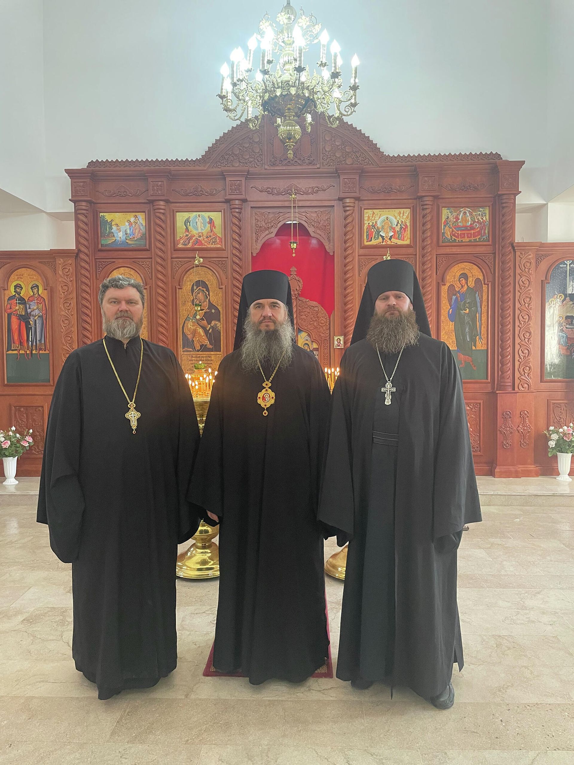 Епископ Бронницкий Савватий в русском православном храме Рождества Христова, расположенном на территории дислокации российских миротворцев в Нагорном Карабахе Епископ Бронницкий Савватий в русском православном храме Рождества Христова, расположенном на территории дислокации российских миротворцев в Нагорном Карабахе - Sputnik Արմենիա, 1920, 08.03.2022