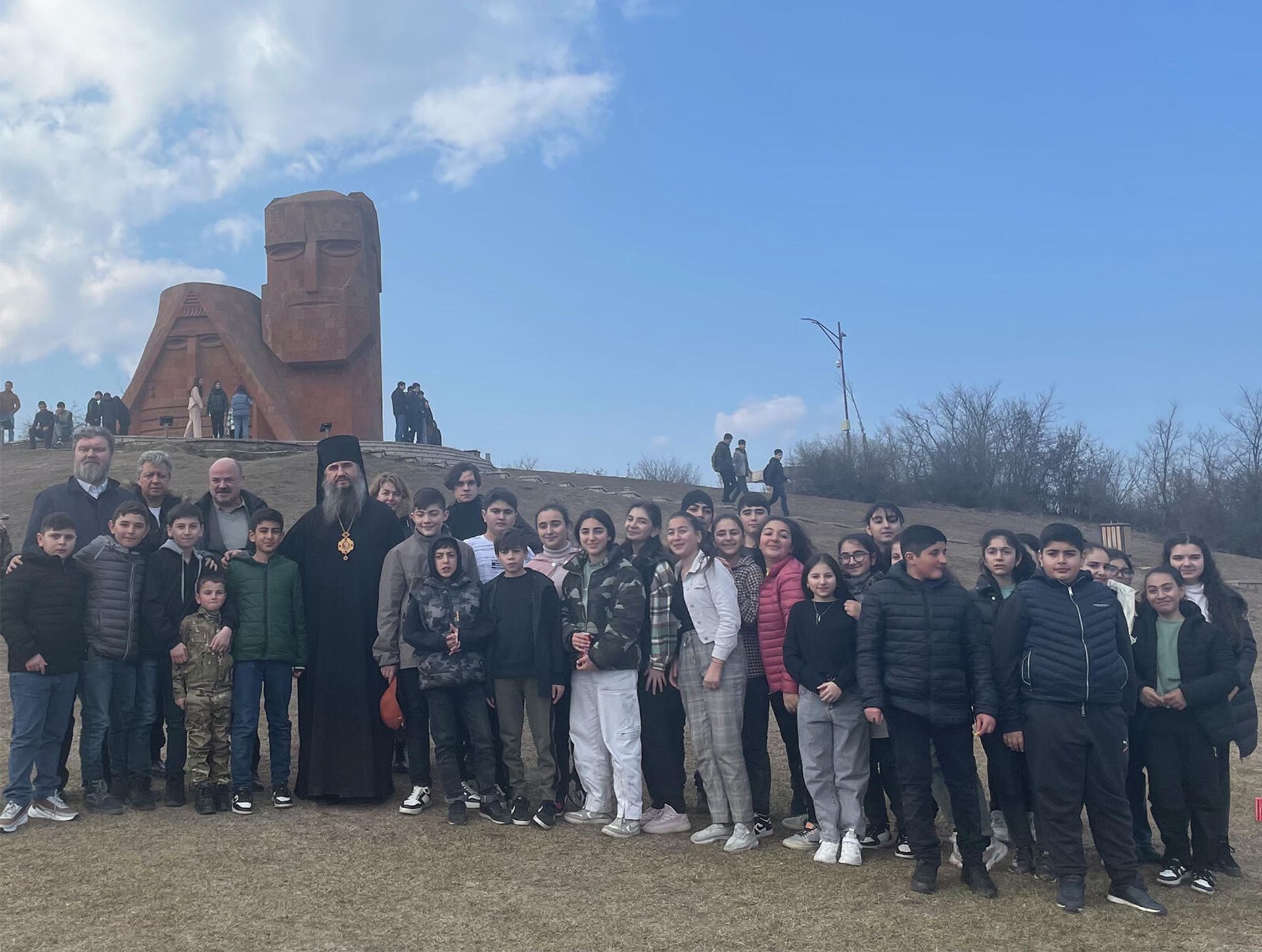 Викарий Патриарха Московского и Всея Руси, епископ Бронницкий Савватий в Карабахе Викарий Патриарха Московского и Всея Руси, епископ Бронницкий Савватий в Карабахе - Sputnik Արմենիա, 1920, 08.03.2022