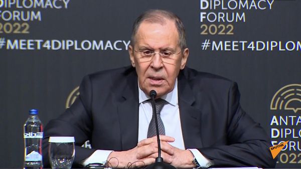 Лавров прокомментировал сообщения о роддоме в Мариуполе - Sputnik Армения