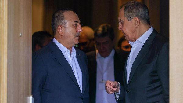 Ռուսաստանի և Թուրքիայի ԱԳ նախարարներ Սերգեյ Լավրովը և Մևլութ Չավուշօղլուն  - Sputnik Արմենիա