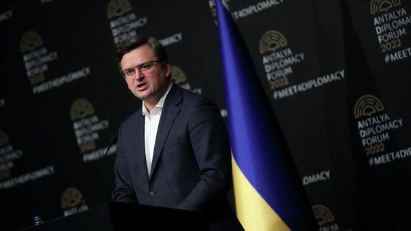 Министр иностранных дел Украины Дмитрий Кулеба на пресс-конференции по итогам трехсторонней встречи глав МИД России, Украины и Турции (10 марта 2022). Анталия - Sputnik Армения