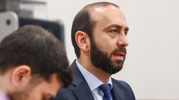 Արարատ Միրզոյան - Sputnik Արմենիա