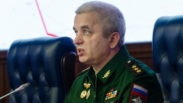 Начальник Национального центра управления обороной РФ Михаил Мизинцев на заседании межведомственных координационных штабов России и Сирии - Sputnik Армения