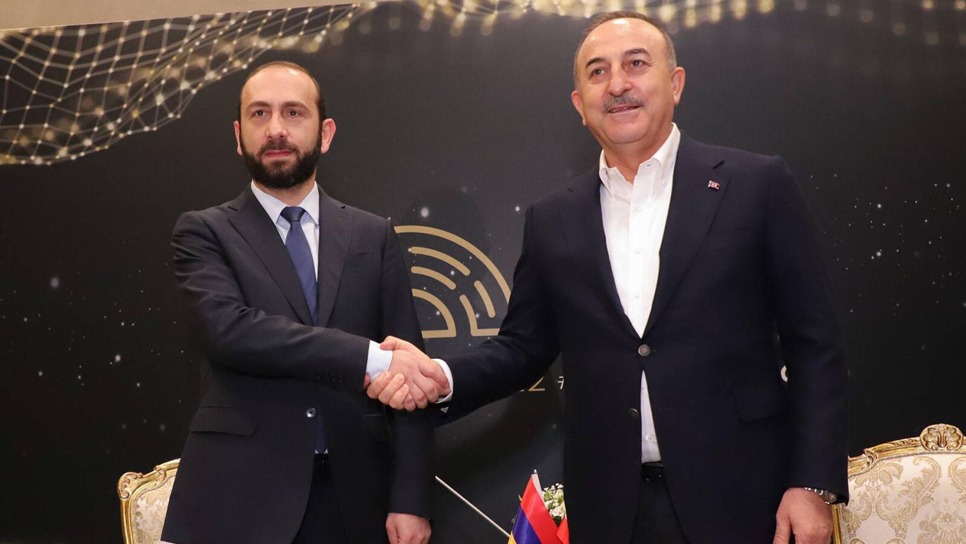 Հայաստանի և Թուրքիայի արտգործնախարարներ Արարատ Միրզոյանի ու Մեվլյութ Չավուշօղլույի հանդիպումը (12 մարտի, 2022թ). Անթալյա Հայաստանի և Թուրքիայի արտգործնախարարներ Արարատ Միրզոյանի ու Մեվլյութ Չավուշօղլույի հանդիպումը (12 մարտի, 2022թ). Անթալյա - Sputnik Արմենիա, 1920, 21.06.2022