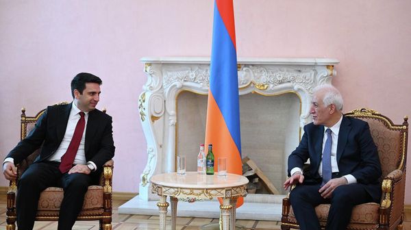Վահագն Խաչատուրյանն ու Ալեն Սիմոնյանը - Sputnik Արմենիա