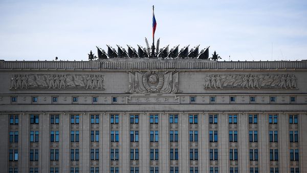 Здание Министерства обороны Российской Федерации на Фрунзенской набережной в Москве - Sputnik Армения