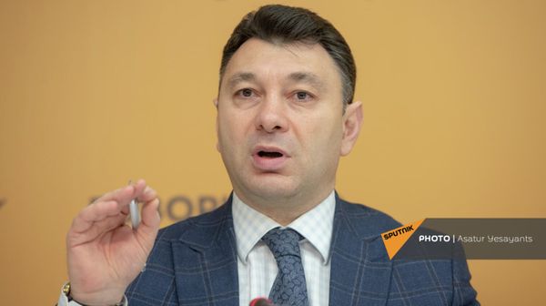 Էդուարդ Շարմազանովը - Sputnik Արմենիա