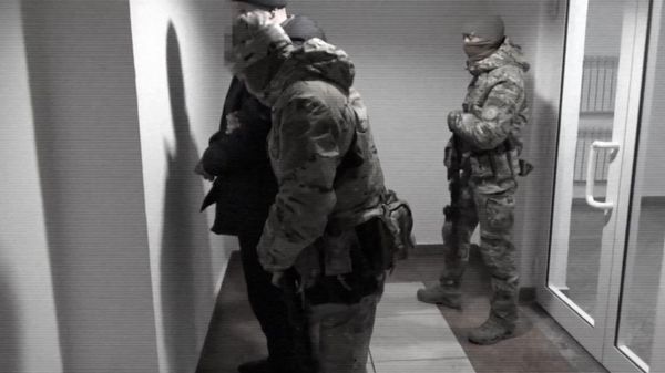 Кадры задержания иностранного агента, планировавшего покушение на Токаева - Sputnik Армения