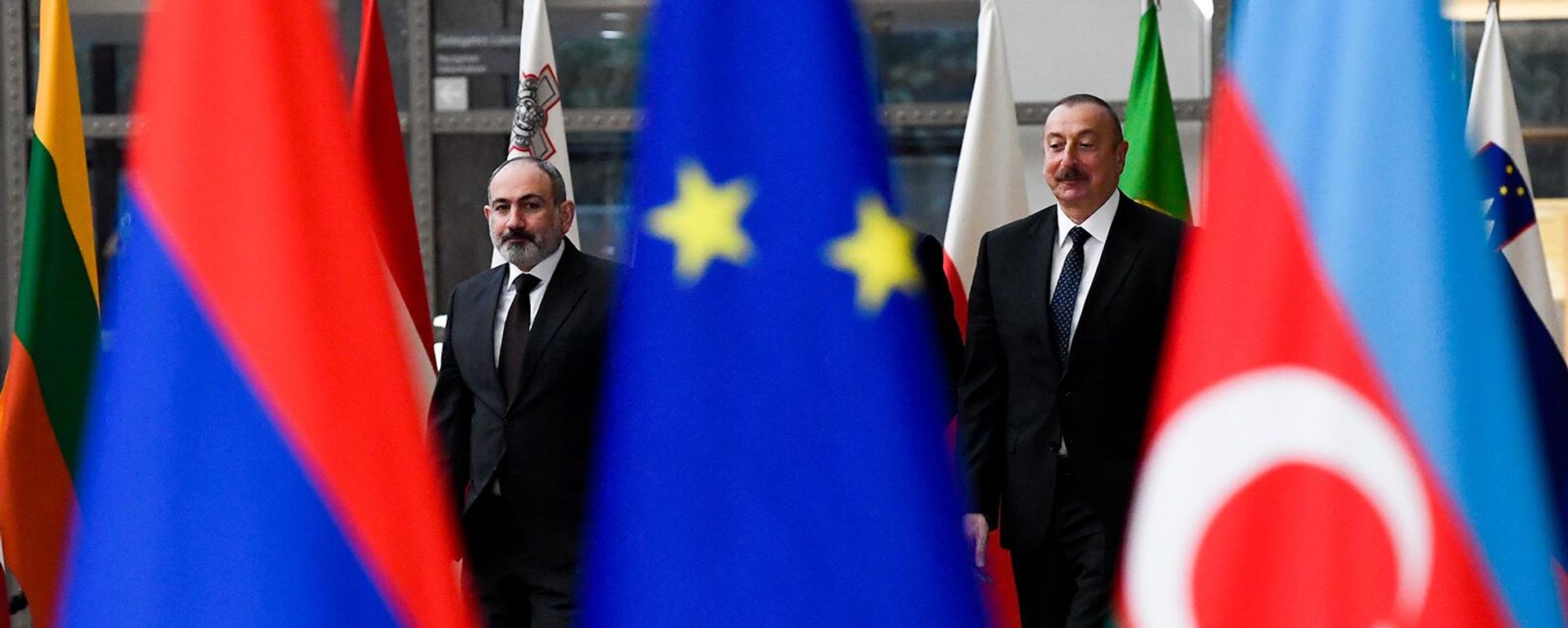 Նիկոլ Փաշինյանւ և Իլհամ Ալիևի հանդիպումը Բրյուսելում Նիկոլ Փաշինյանւ և Իլհամ Ալիևի հանդիպումը Բրյուսելում - Sputnik Արմենիա, 1920, 26.12.2023