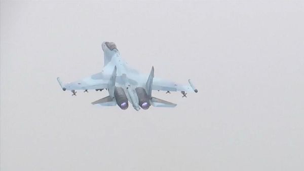 Боевые вылеты истребителей Су-30СМ и Су-35: уничтожение средств противовоздушной обороны ВСУ  - Sputnik Армения