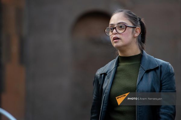 26-летняя Женя - Sputnik Армения