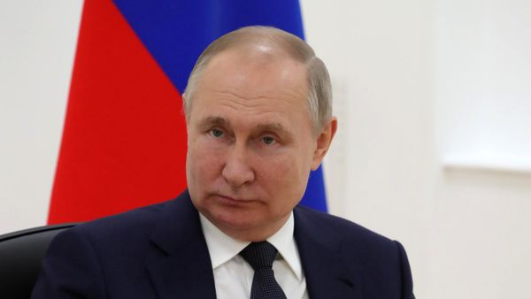 Президент России Владимир Путин - Sputnik Армения