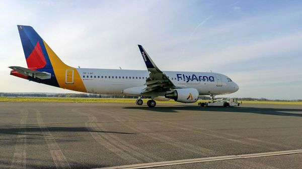 Самолет Airbus A320 авиакомпании Fly Arna - Sputnik Армения