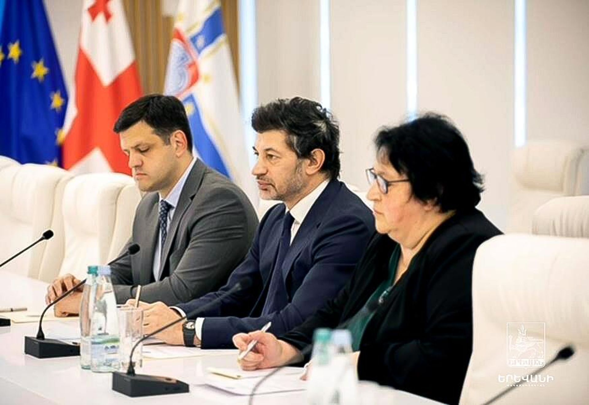 Երևանի քաղաքապետի առաջին տեղակալ Լևոն Հովհաննիսյանի գլխավորած պատվիրակությունը հանդիպել է Թբիլիսիի քաղաքապետ Կախա Կալաձեի հետ (15 ապրիլի, 2022թ)․ Թբիլիսի - Sputnik Արմենիա, 1920, 15.04.2022