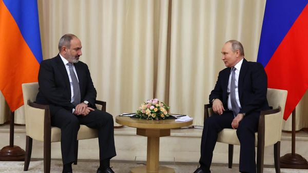 Նիկոլ Փաշինյանն ու Վլադիմիր Պուտինը  - Sputnik Արմենիա