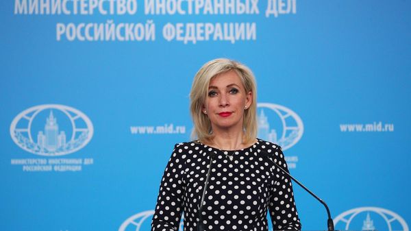 Официальный представитель Министерства иностранных дел России Мария Захарова во время брифинга (20 апреля 2022). Москвa - Sputnik Армения
