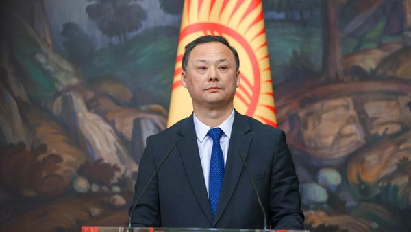 Министр иностранных дел Кыргызстана Руслан Казакбаев - Sputnik Армения