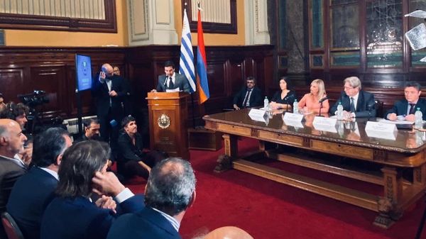 Ուրուգվայի խորհրդարանը և Ուրուգվայի հայկական խորհուրդը Հայոց ցեղասպանության 107-րդ տարելիցին նվիրված միջոցառում են կազմակերպել։ - Sputnik Արմենիա
