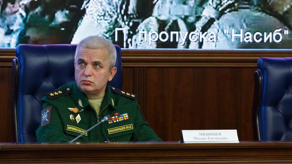Начальник Национального центра управления обороной генерал-полковник Михаил Мизинцев на совместном заседании межведомственных координационных штабов России и Сирии по возвращению беженцев (7 ноября 2018). Москвa - Sputnik Армения