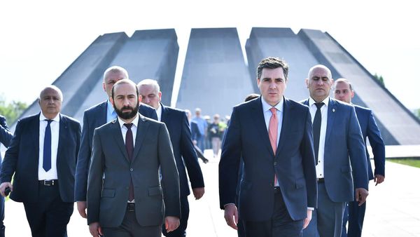 Վրաստանի արտգործնախարարն այցելել է Ծիծեռնակաբերդ - Sputnik Արմենիա