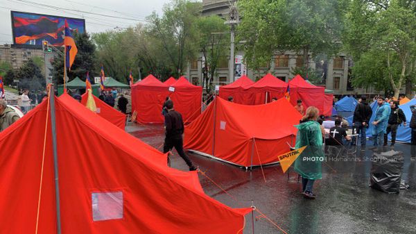 Ֆրանսիայի հրապարակում տեղադրված վրանները - Sputnik Արմենիա