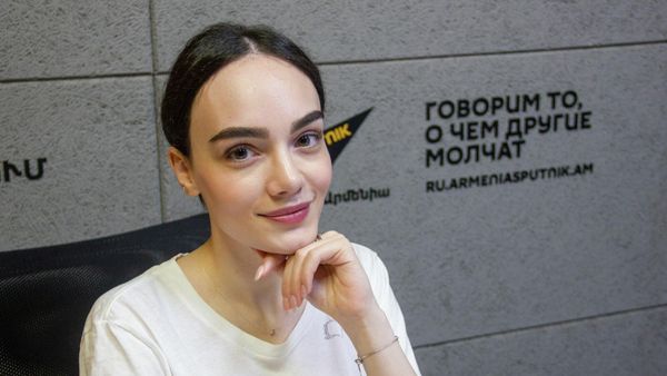 Актриса, поэтесса Анна Егоян в гостях радио Sputnik - Sputnik Армения