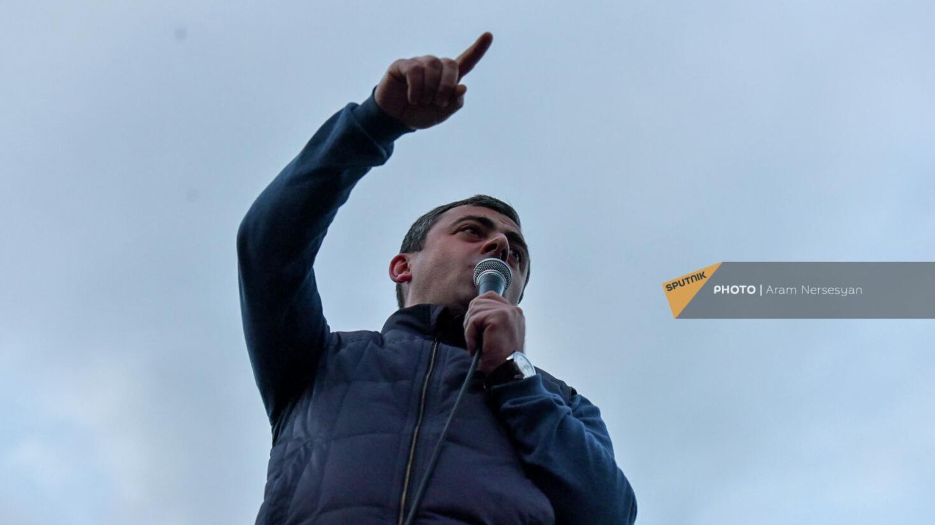 Ишхан Сагателян выступает на митинге оппозиции на пятый день акции неповиновения (5 мая 2022). Еревaн - Sputnik Армения, 1920, 09.05.2022