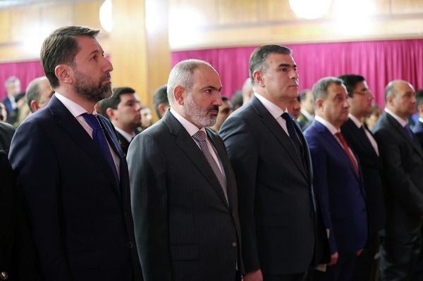 Նիկոլ Փաշինյանն այցելել է Հարկադիր կատարումն ապահովող ծառայություն - Sputnik Արմենիա