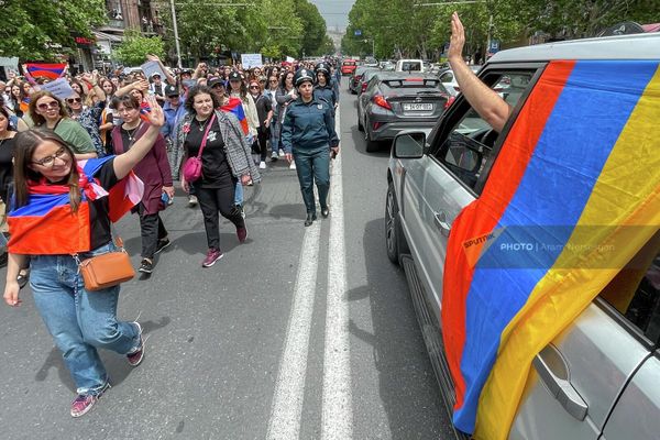 Կանանց երթը Երևանում - Sputnik Արմենիա