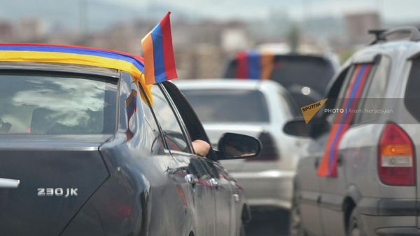 Автопробег оппозиционного движения Сопротивление (12 мая 2022). Еревaн - Sputnik Армения