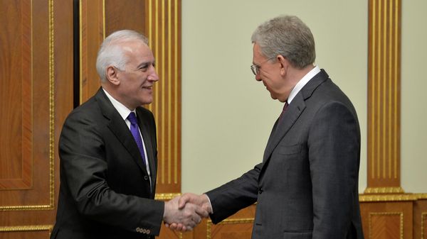 Президент Ваагн Хачатурян принял председателя Счетной палаты РФ Алексея Кудрина (14 мая 2022). Еревaн - Sputnik Армения
