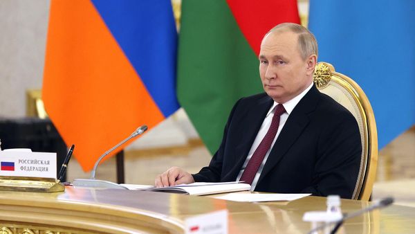 Президент РФ Владимир Путин - Sputnik Армения