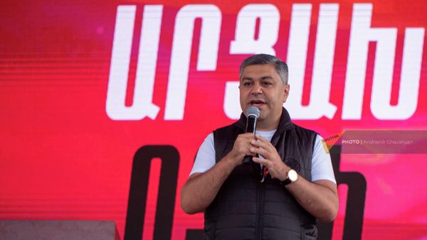 Արթուր Վանեցյան - Sputnik Արմենիա