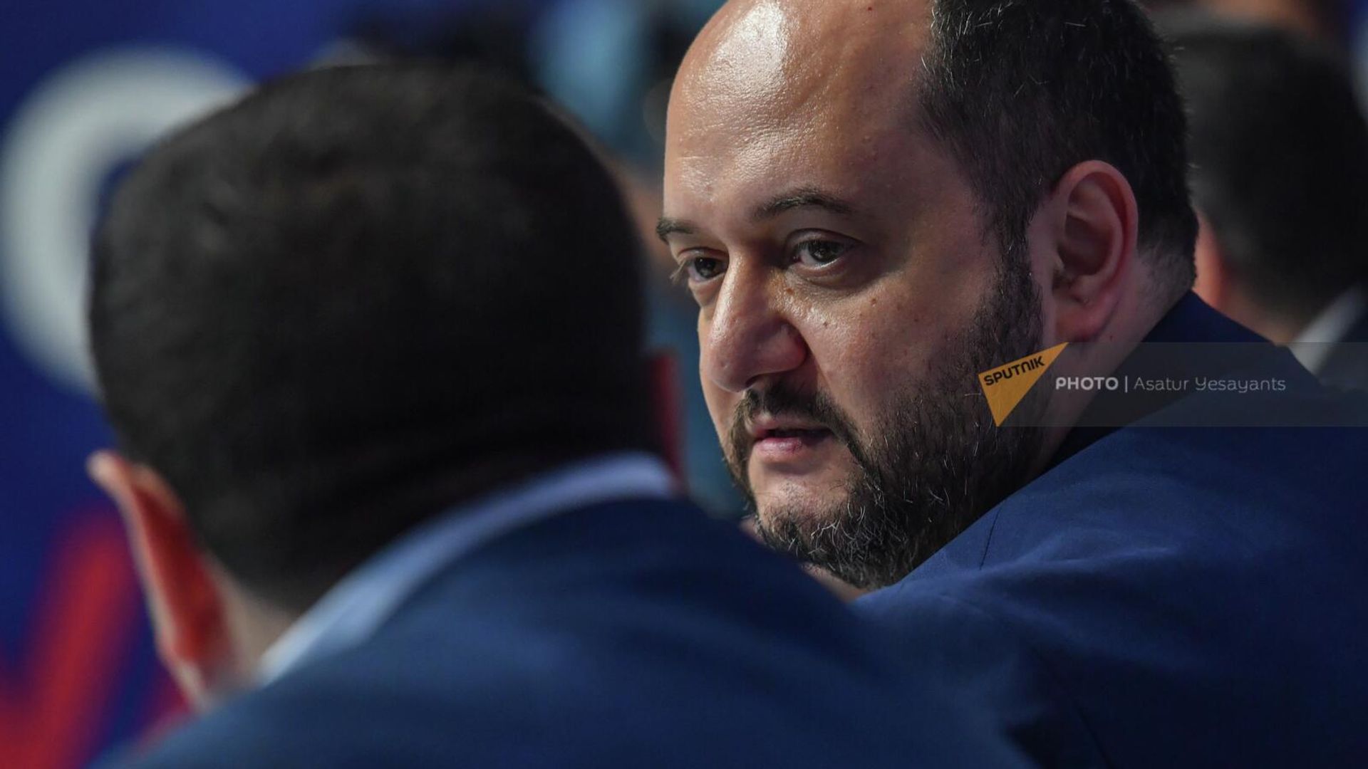 Руководитель Аппарата премьер-министра Араик Арутюнян на пресс-конференции в преддверии Чемпионата Европы по боксу среди мужчин (19 мая 2022). Еревaн Руководитель Аппарата премьер-министра Араик Арутюнян на пресс-конференции в преддверии Чемпионата Европы по боксу среди мужчин (19 мая 2022). Еревaн - Sputnik Армения, 1920, 19.05.2022