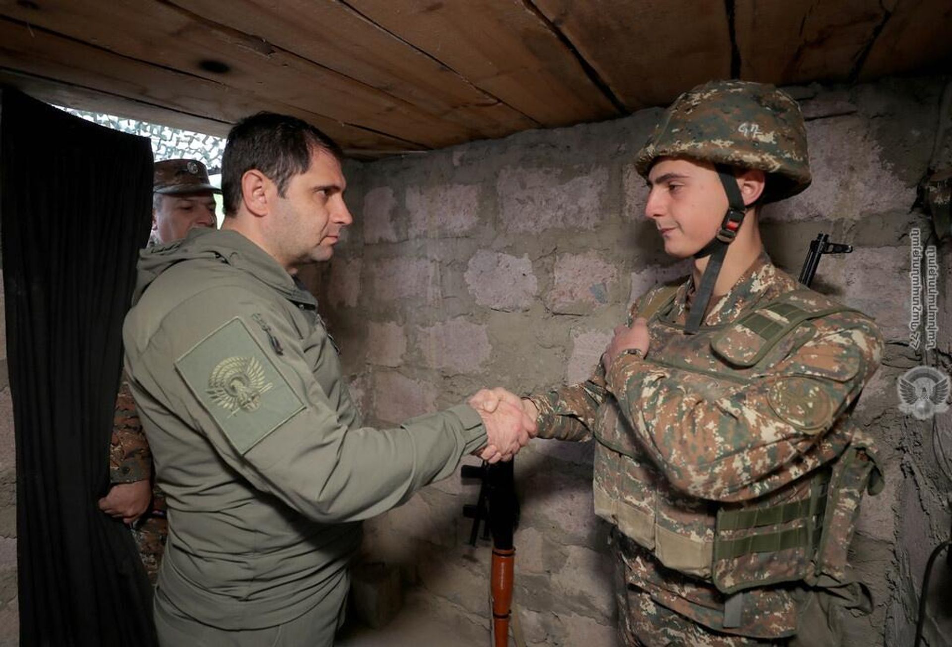 В рамках рабочего визита в 3-е армейское войсковое объединение министр обороны РА Сурен Папикян посетил ряд воинских частей и боевых позиций (20 мая 2022). - Sputnik Արմենիա, 1920, 20.05.2022