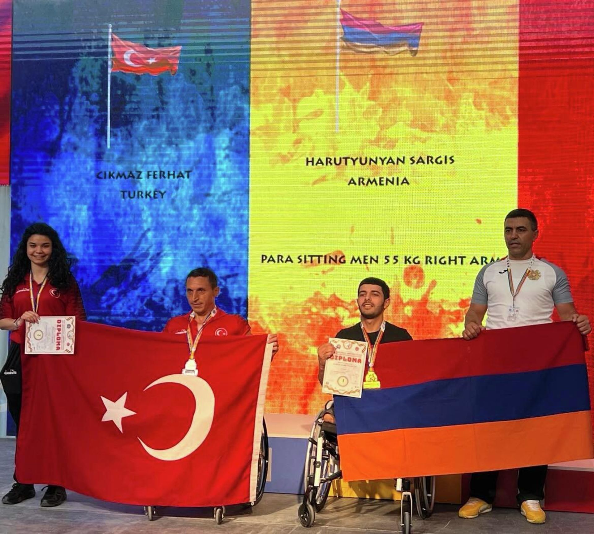 Саркис Арутюнян, потерявший обе ноги в 44-дневной войне, стал чемпионом Европы по армрестлингу - Sputnik Армения, 1920, 23.05.2022