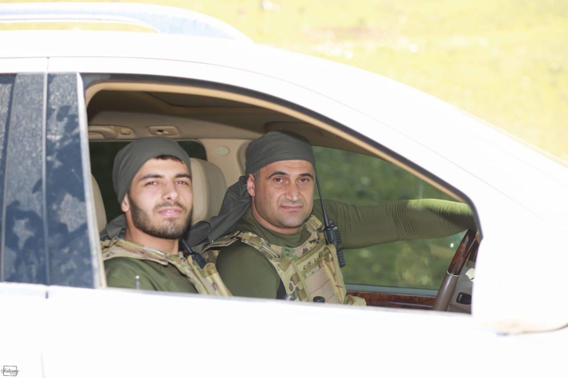 Участник 44-дневной войны и чемпион Европы по армрестлингу Саркис Арутюнян и Саркис Степанян - Sputnik Армения, 1920, 23.05.2022