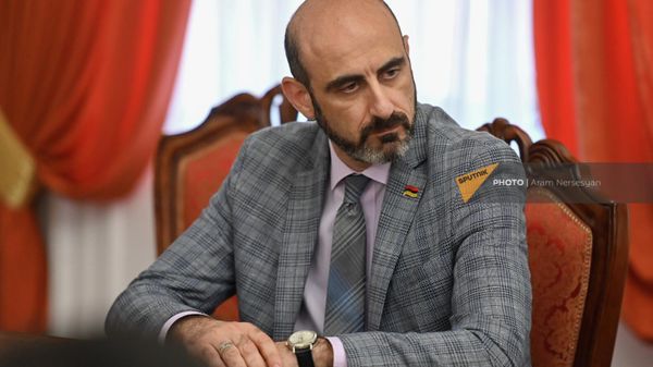 Նարեկ Զեյնալյան - Sputnik Արմենիա