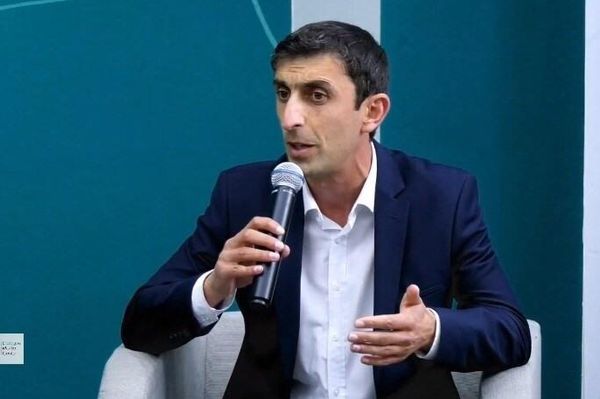 Начальник ГНКО Ширакской региональной службы историко-культурных музеев-заповедников и охраны исторической среды Валерий Назаретян Начальник ГНКО Ширакской региональной службы историко-культурных музеев-заповедников и охраны исторической среды Валерий Назаретян - Sputnik Армения