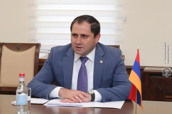ՀՀ պաշտպանության նախարար Սուրեն Պապիկյանն ընդունել է Հունաստանի ազգային պաշտպանության նախարարի տեղակալ Նիկոս Խարդալիասի գլխավորած պատվիրակությանը - Sputnik Արմենիա